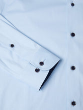 Load image into Gallery viewer, 13139/BlkBtn              Slim Kirk 21 Lt Blue
