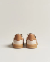 Load image into Gallery viewer, Gant Cuzmo Leather Sneaker Beige
