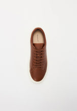 Load image into Gallery viewer, Gant Joree Leather Sneaker Cognac
