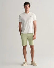 Load image into Gallery viewer, 2009027/Short          Sweatshort 345 Milky Matcha
