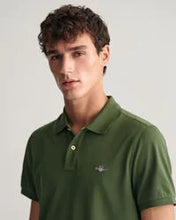 Load image into Gallery viewer, 2201/Shield               PiquePolo 313 Pine Green
