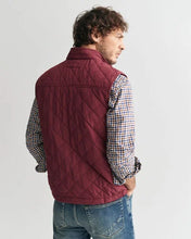 Load image into Gallery viewer, 7006341/Quilted              Vest 638WineRed

