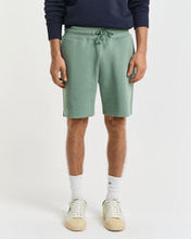 Load image into Gallery viewer, 2009027/Short          Sweatshort 362 Kalmata Green
