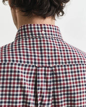 Load image into Gallery viewer, Gant Twill Gingham Shirt Plumped Red
