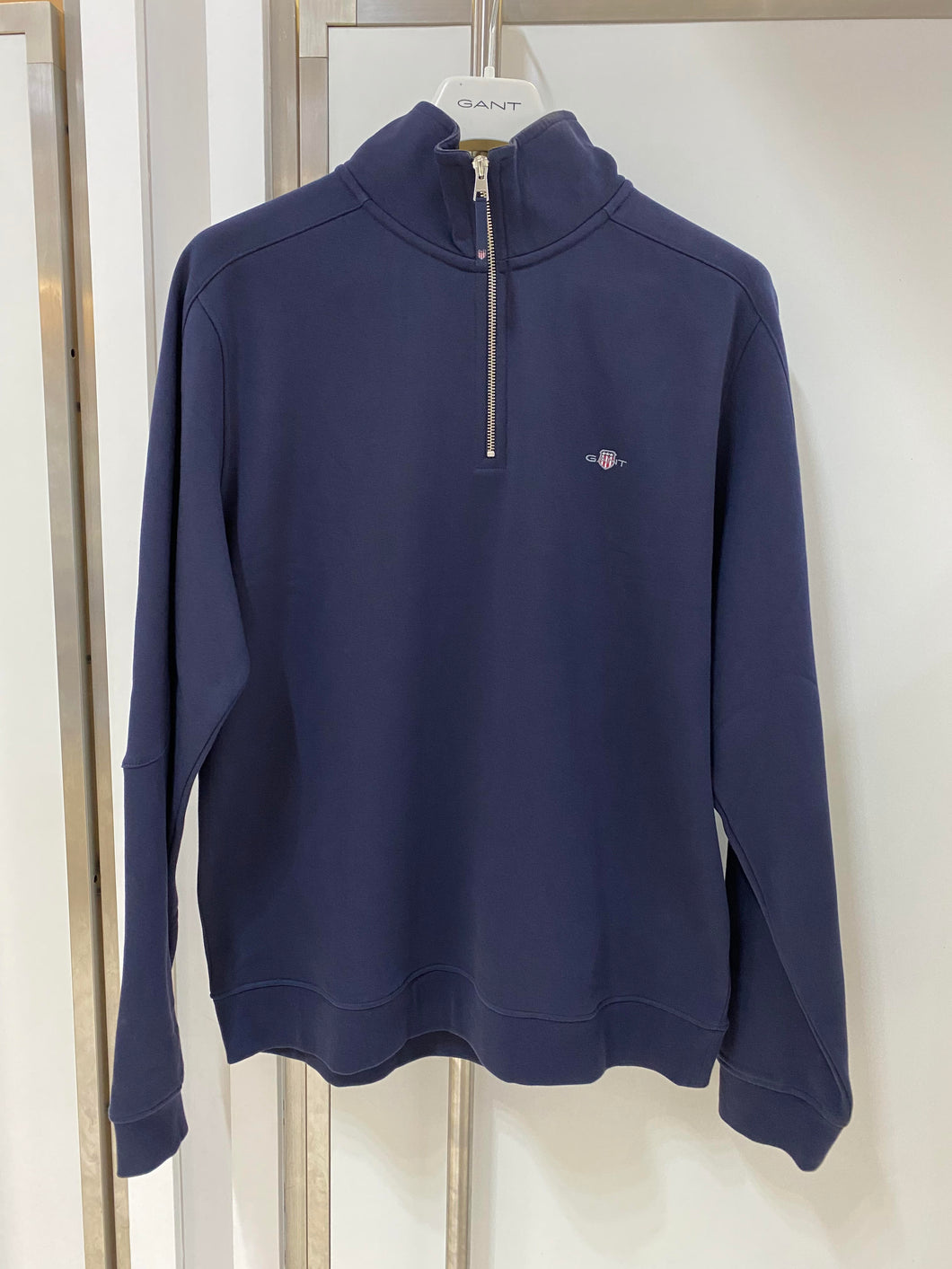 2068020/1/2Zip                 Shield 433 Evening Blue