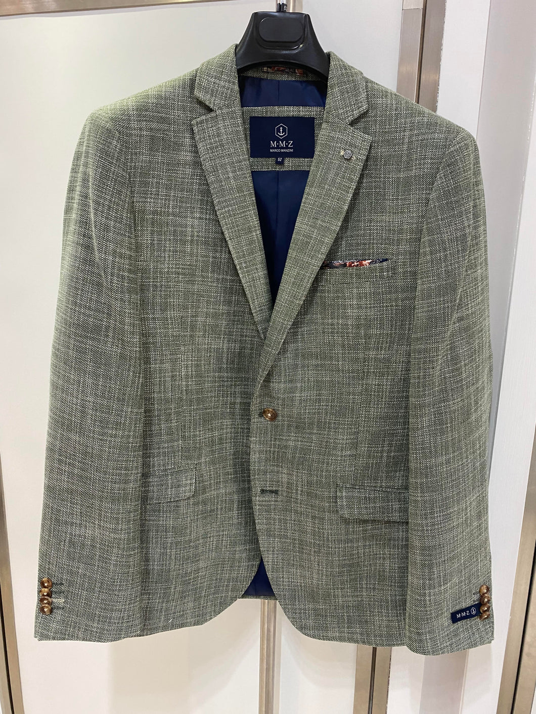 37J071/John             B2 Olive Green