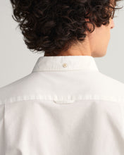 Load image into Gallery viewer, Slim Fit Oxford Shirt 3046002 110 White
