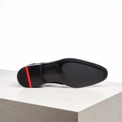 27558/Osmond 10 Black