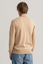 Load image into Gallery viewer, Gant Classic Cotton V-Neck 8030552
