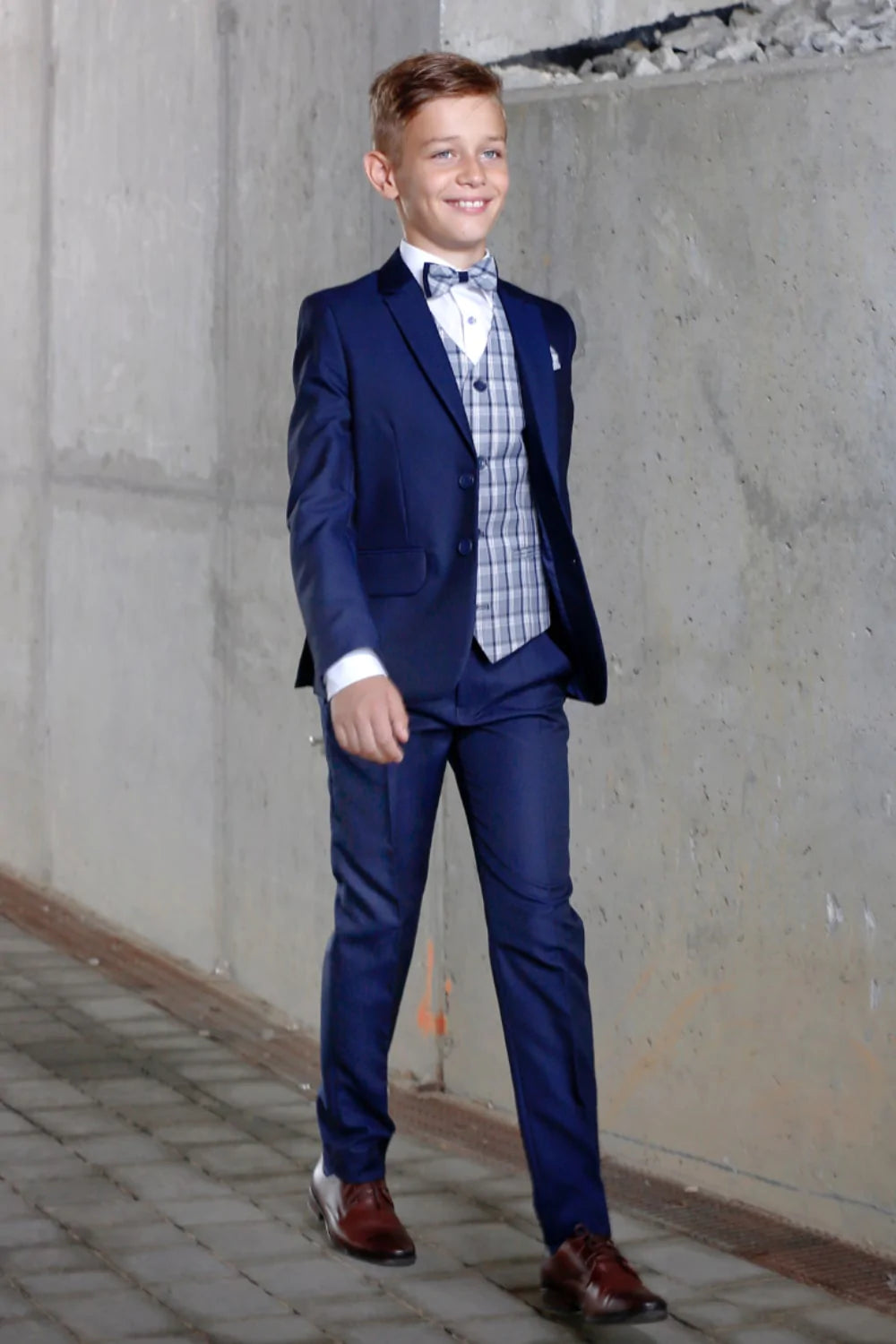 Model Felix ENZO BOYS 3PC SUIT - NAVY