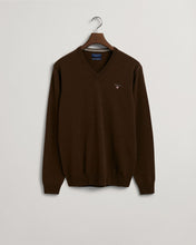 Load image into Gallery viewer, Super Fine Lambswool V-Neck Sweater 86212/280 Brown
