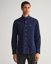Load image into Gallery viewer, Slim Fit Broadcloth Shirt 3046402/ 410 Navy Marine
